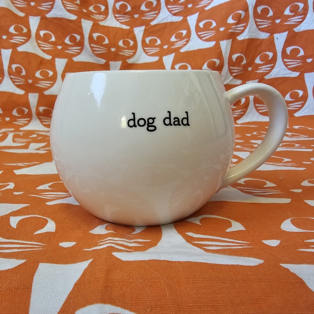 Dog Dad Ball Mug new unused, with hidden surprise!
